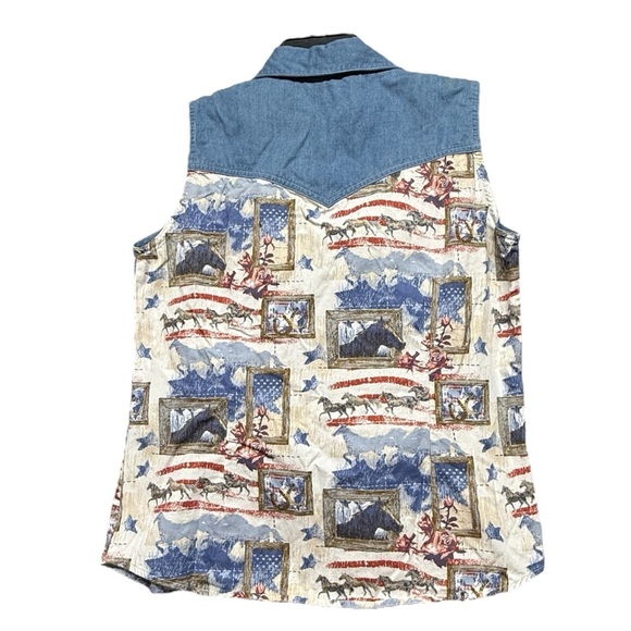 Bit & Bridle Blue and Red Boxy Button Down Shirt Size Medium - Picture 2 of 3